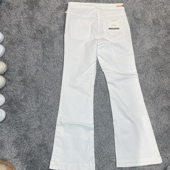 Pilcro and the Letterpress white denim. - Picture 3 of 6